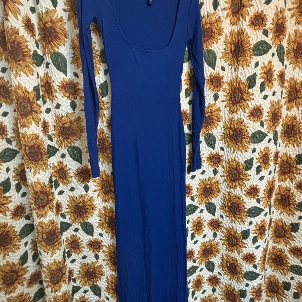 SKIMS Blue Bodycon Long Sleeve Dress - Picture 3 of 4